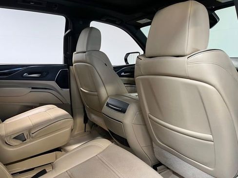 Used 2023 Cadillac Escalade Premium Luxury w/ Performance Package AWD/4WD image 14