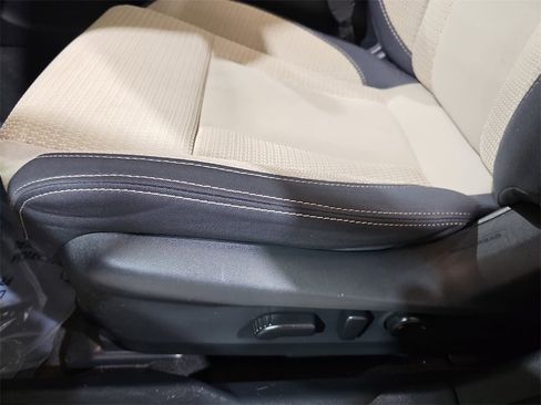 Used 2021 Subaru Outback Premium image 28