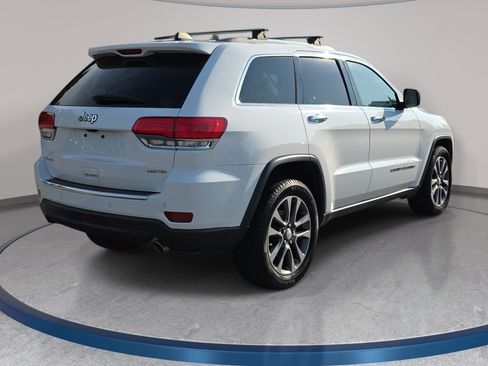 Used 2018 Jeep Grand Cherokee Limited AWD/4WD image 5