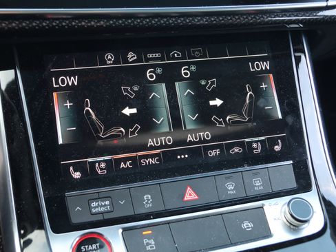 Used 2021 Audi SQ7 Premium Plus w/ Executive Package AWD/4WD image 25