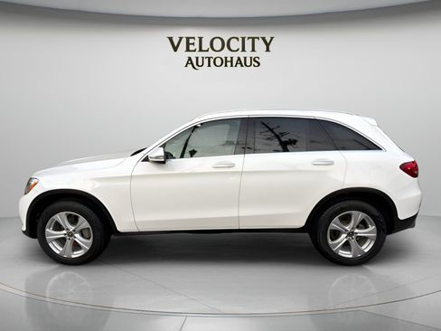 Used 2017 Mercedes-Benz GLC 300 image 4