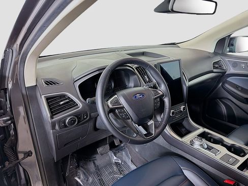 Used 2024 Ford Edge SEL w/ Sport Appearance Package AWD/4WD image 17