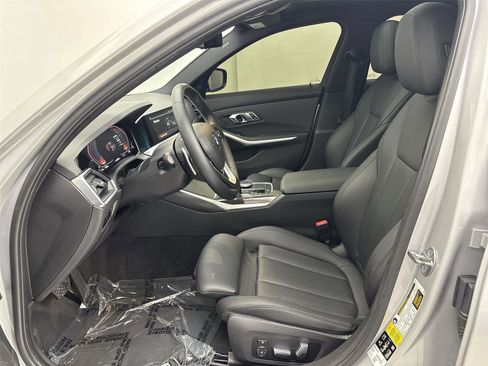Used 2019 BMW 330i xDrive 330i xDrive image 25