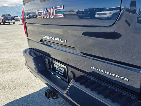 Certified 2021 GMC Sierra 1500 Denali w/ Technology Package AWD/4WD image 14