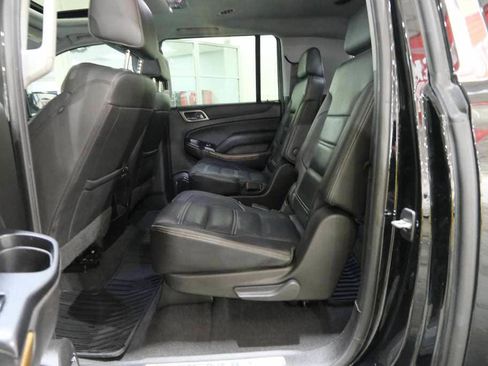 Used 2019 GMC Yukon XL Denali w/ Denali Ultimate Package AWD/4WD image 24