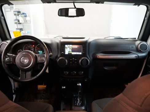 Used 2015 Jeep Wrangler Unlimited Sport w/ Quick Order Package 24S image 18