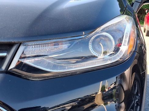 Used 2017 Chevrolet Trax LT w/ LPO, Protection Package AWD/4WD image 8