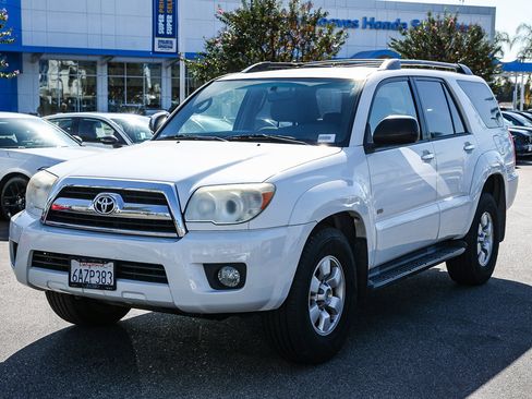 Used 2007 Toyota 4Runner SR5 image 3