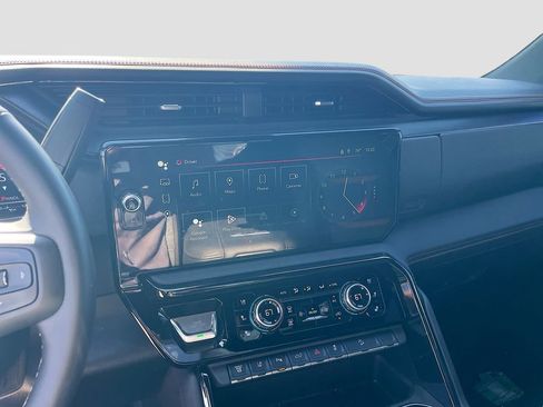 Certified 2025 GMC Sierra 2500 AT4 w/ AT4 Premium Plus Package image 16