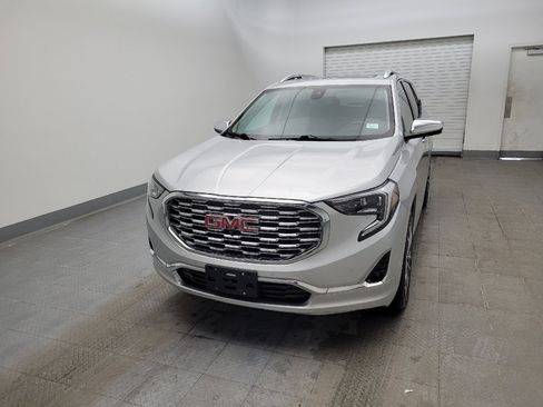 Used 2018 GMC Terrain Denali w/ Advanced Safety Package AWD/4WD image 15