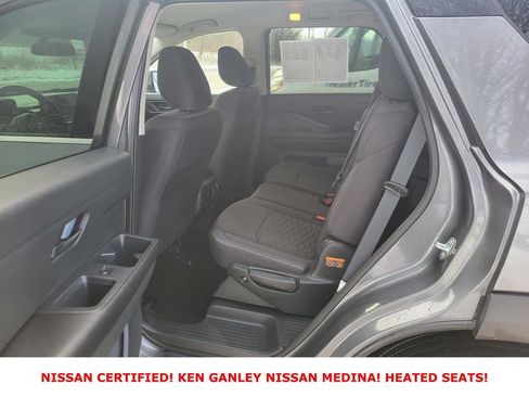 Certified 2025 Nissan Pathfinder SV image 41