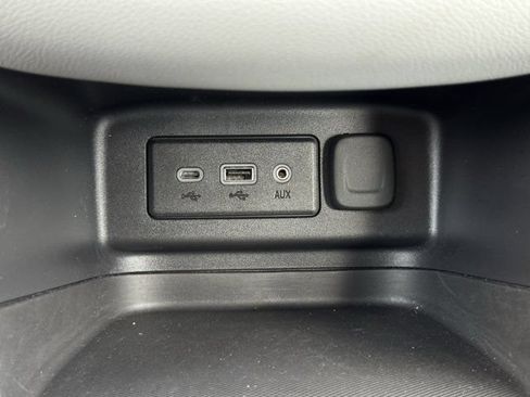Used 2024 Chevrolet Equinox LS w/ LS Convenience Package FWD image 20