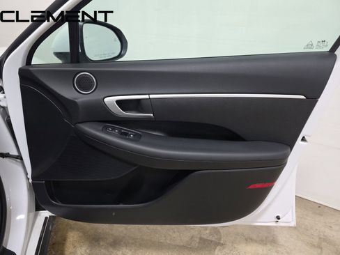 Used 2025 Hyundai Sonata SE image 36