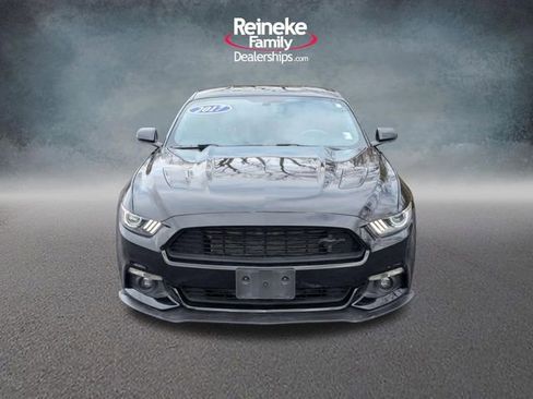 Used 2017 Ford Mustang GT Premium image 2