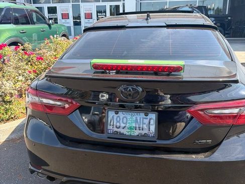 Used 2022 Toyota Camry XSE w/ Navigation Package FWD image 5