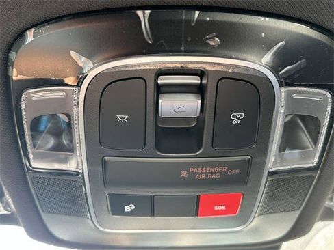 New 2025 Hyundai Tucson Limited image 29