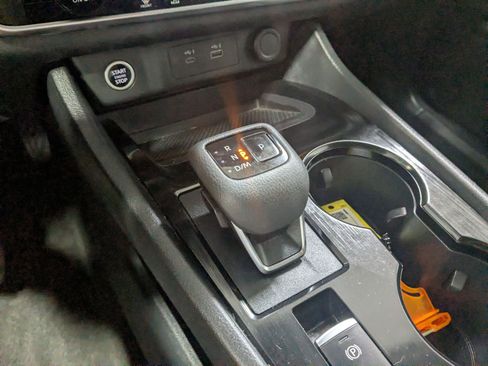 Used 2023 Nissan Rogue SV AWD/4WD image 18