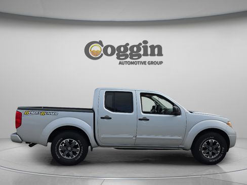 Used 2015 Nissan Frontier Desert Runner RWD image 6