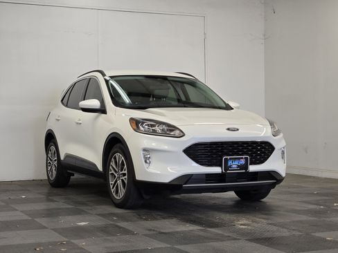 Certified 2022 Ford Escape SEL FWD image 2