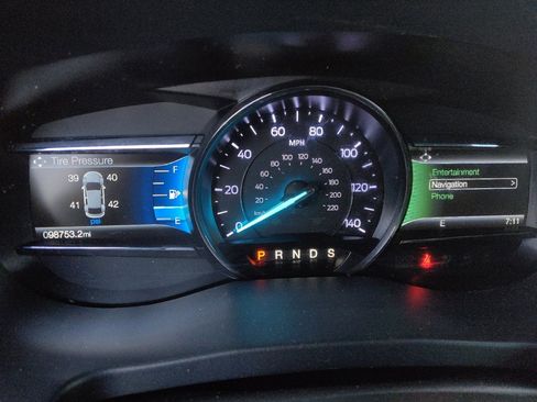 Used 2019 Ford Explorer XLT w/ Equipment Group 202A FWD image 23