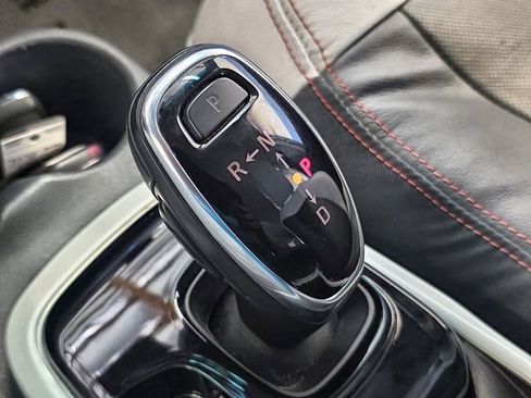 Used 2021 Chevrolet Bolt Premier w/ Infotainment Package image 15