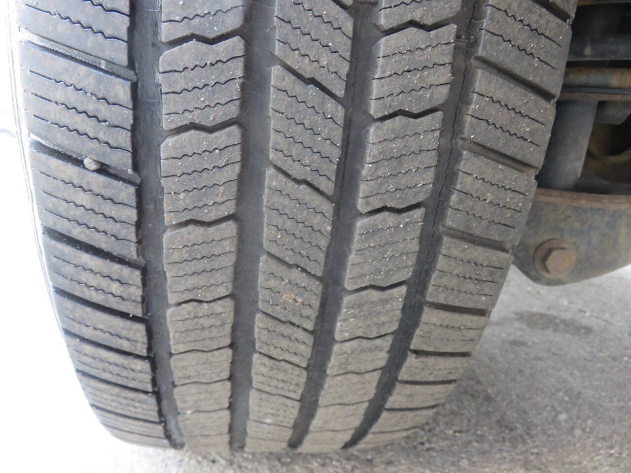Used 2014 Ford Expedition EL XLT w/ Equipment Group 202A AWD/4WD image 35