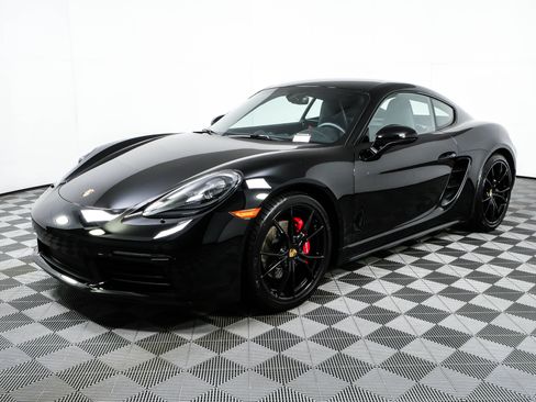 Certified 2024 Porsche 718 Cayman S RWD image 1