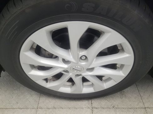 Used 2019 Nissan Sentra SV FWD image 31