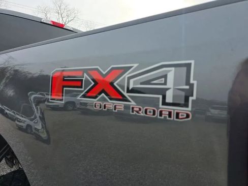 Used 2019 Ford F250 XL w/ STX Appearance Package AWD/4WD image 10