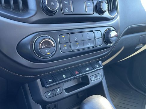 Used 2022 GMC Canyon AT4 w/ Trailering Package image 18