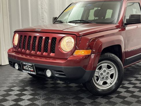 Used 2016 Jeep Patriot Sport w/ Power Value Group image 5