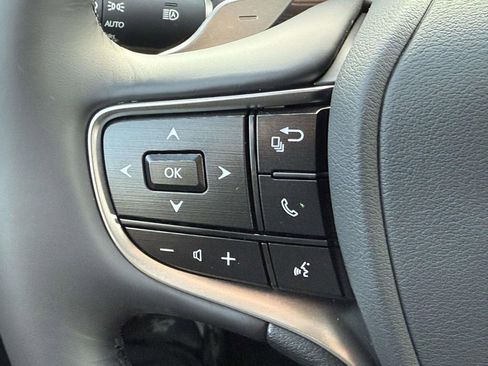 New 2025 Lexus ES 350 Premium image 18
