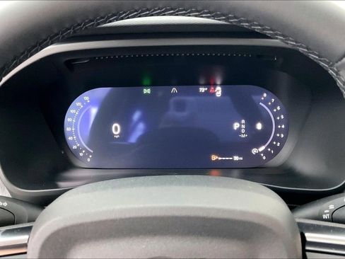 New 2026 Volvo XC40 B5 Core w/ Climate Package image 24