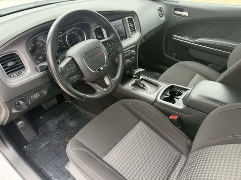 Used 2023 Dodge Charger SXT RWD image 8