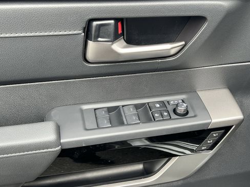New 2026 Toyota Tundra Limited AWD/4WD image 11