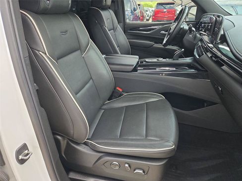 Certified 2024 Cadillac Escalade Sport w/ Touring Package AWD/4WD image 28