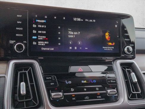 Used 2023 Kia Sorento S AWD/4WD image 15