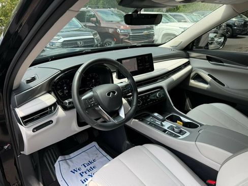 Used 2026 INFINITI QX60 Luxe w/ Cargo Package FWD image 3