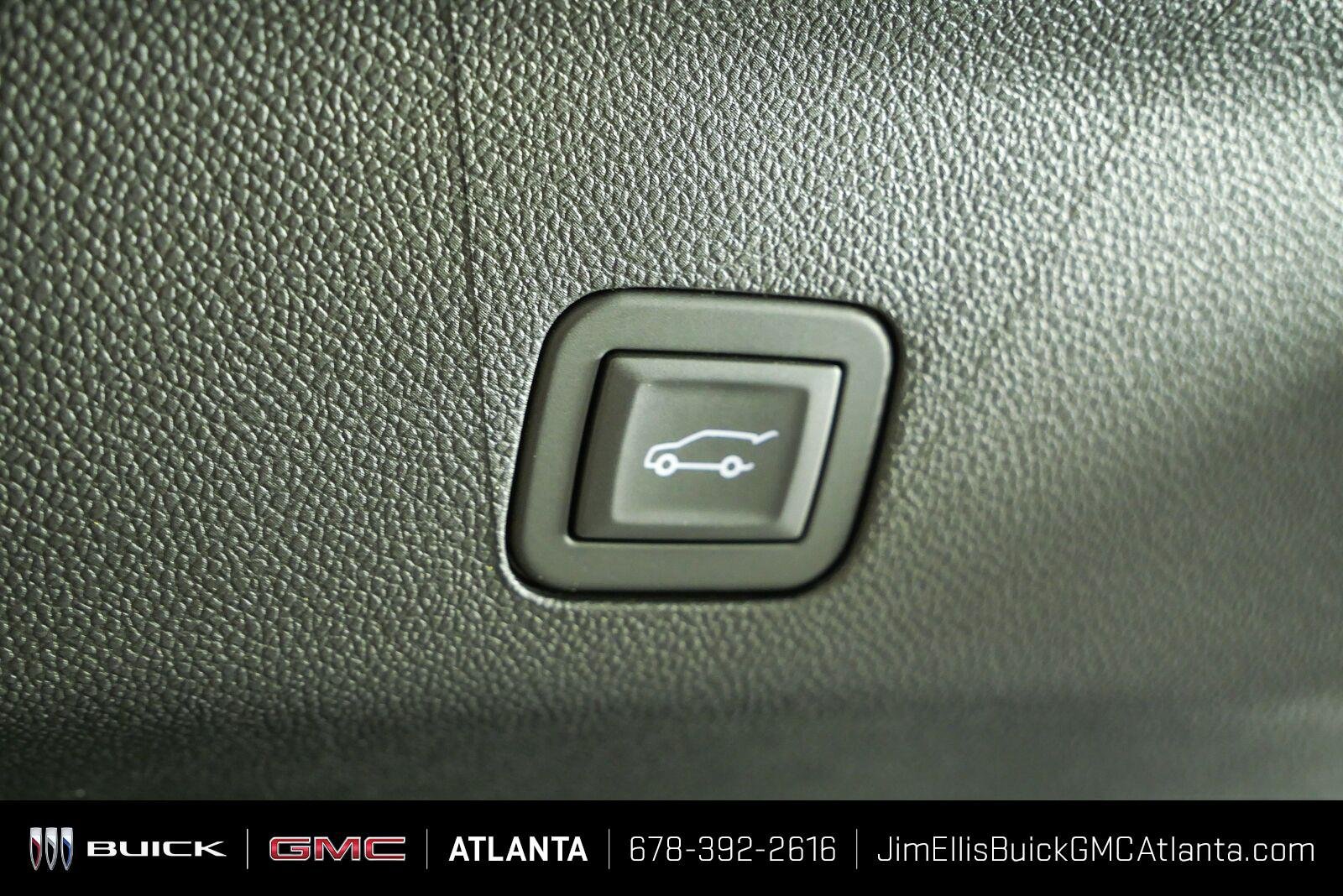 Used 2025 GMC Yukon XL Denali Ultimate w/ LPO, Floor Liner Package AWD/4WD image 38