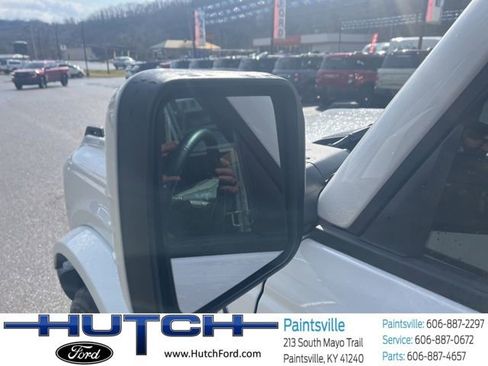 Used 2024 Ford Bronco Outer Banks AWD/4WD image 17