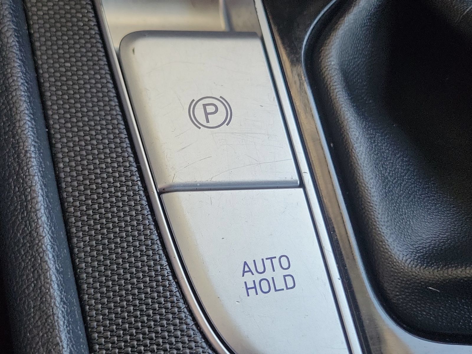 Used 2023 Hyundai Elantra SEL w/ Convenience Package FWD image 18