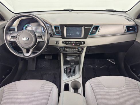 Used 2019 Kia Niro LX image 11