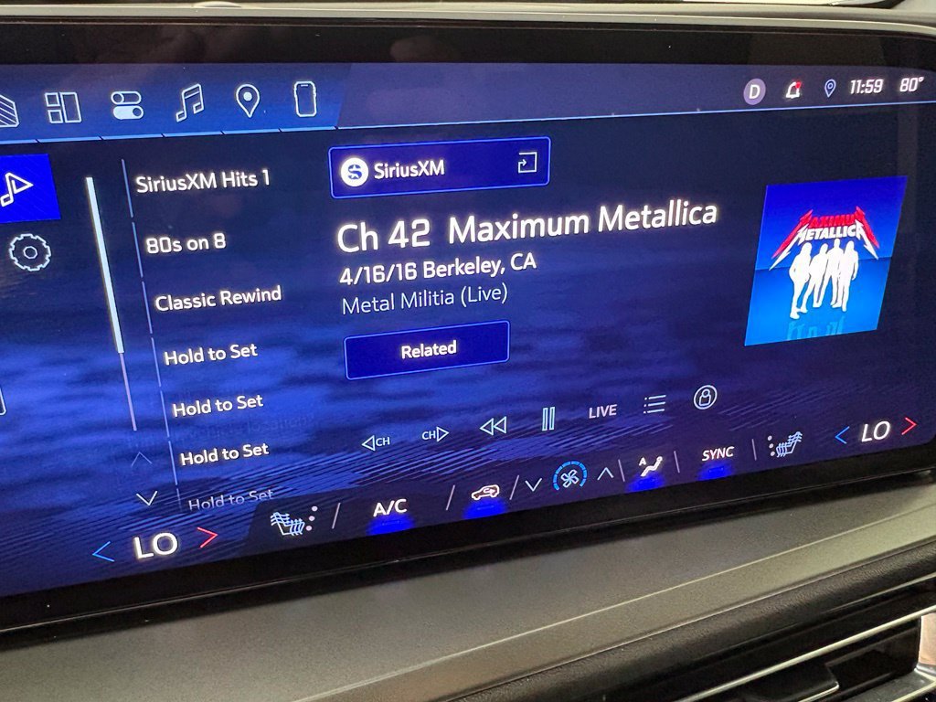Used 2025 Chevrolet Traverse LT FWD image 30