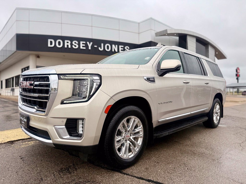Used 2023 GMC Yukon XL SLT w/ SLT Luxury Package RWD image 1