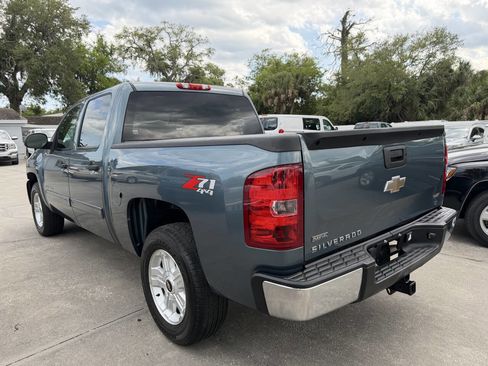 Used 2011 Chevrolet Silverado 1500 LT w/ All-Star Edition AWD/4WD image 4