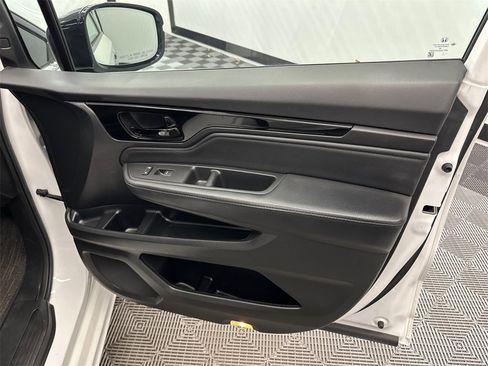 Used 2021 Honda Odyssey Elite image 16