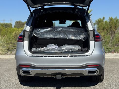 New 2025 Mercedes-Benz GLS 450 4MATIC image 14
