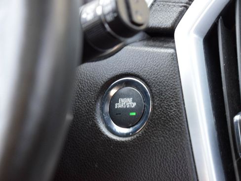 Used 2014 Cadillac SRX Luxury AWD/4WD image 16