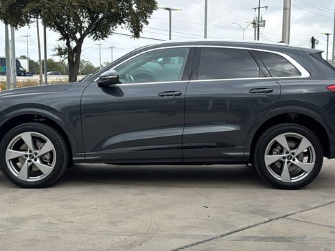 Certified 2025 Audi Q5 Premium Plus w/ Premium Plus image 4