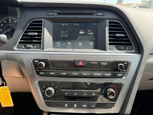 Used 2017 Hyundai Sonata ECO image 18